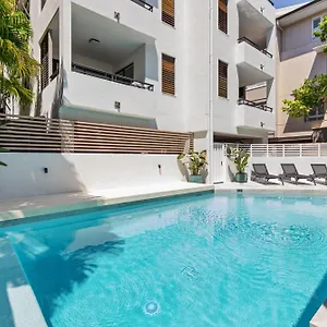 bella-casa-noosa.queenslandhotels.net/